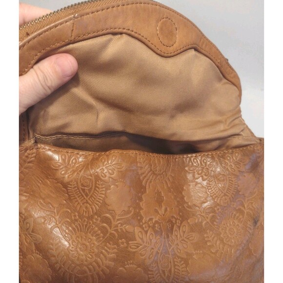 The SAK Women’s Silverlake Leather Crossbody Bag Embossed With Studs - Picture 15 of 16